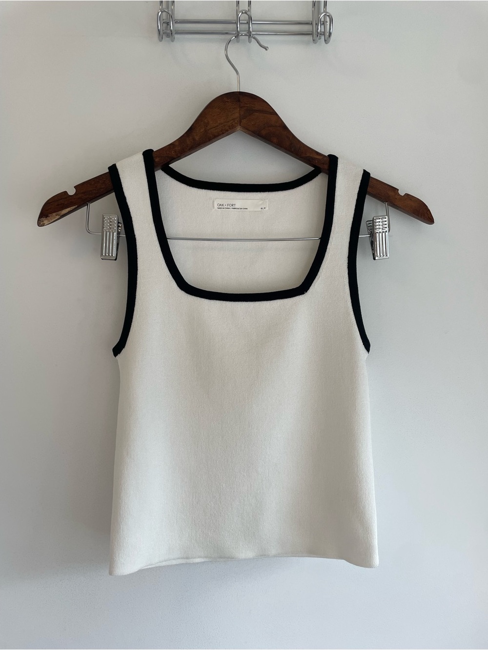 Oak + Fort White Knit cropped Tank top size XS